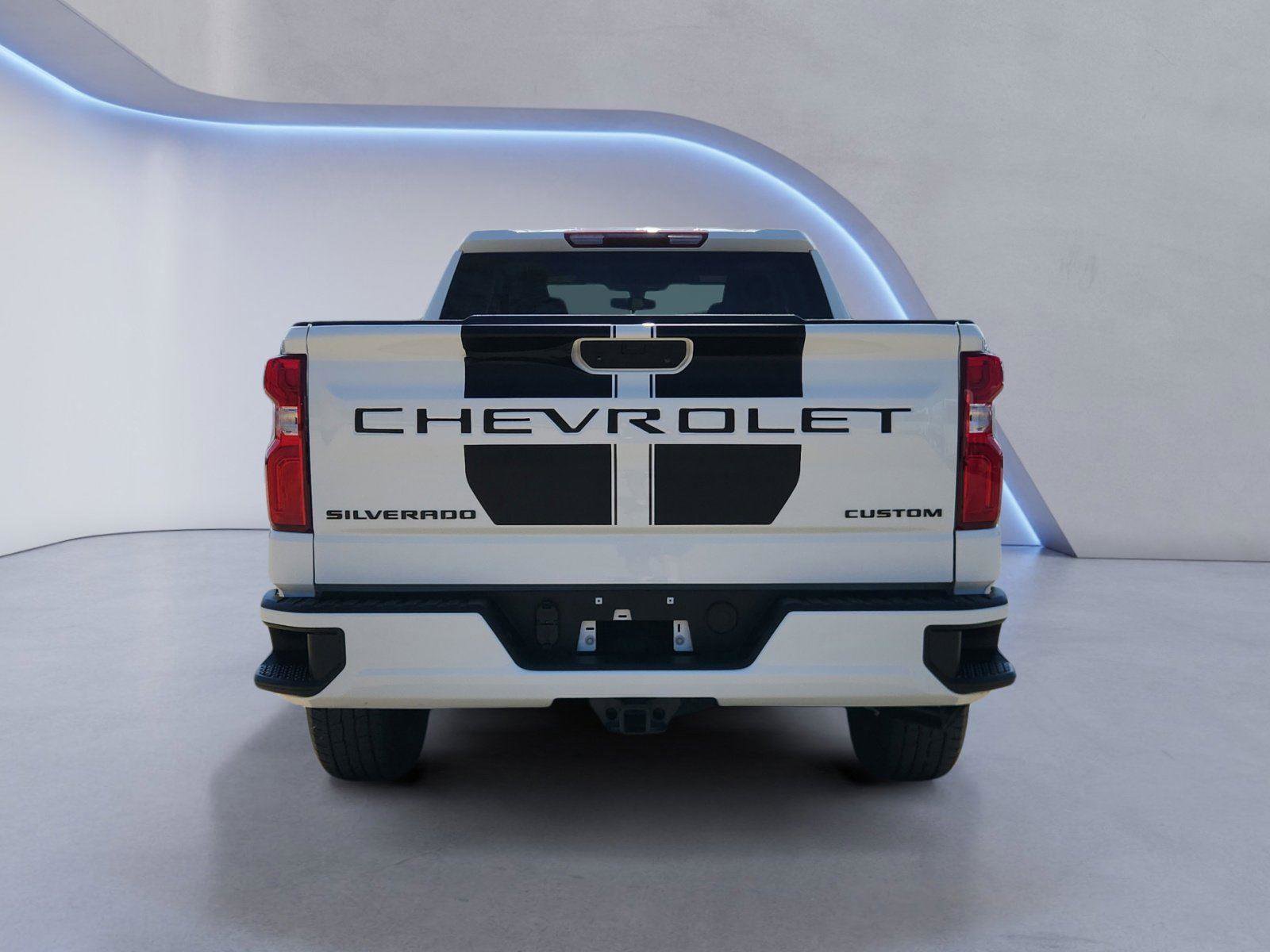 Used 2021 Chevrolet Silverado 1500 Custom w/ Rally Edition image 4