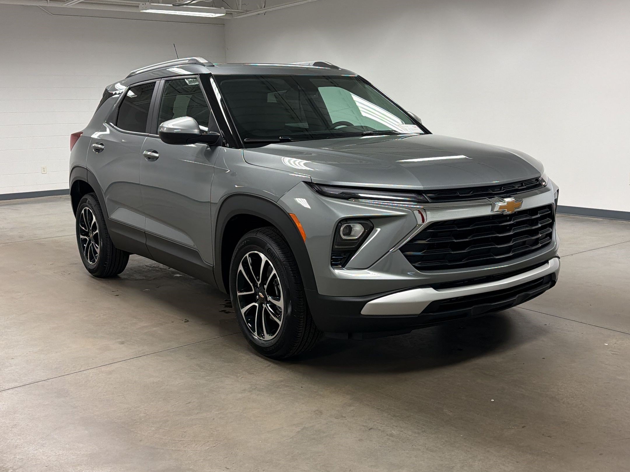 New 2026 Chevrolet TrailBlazer LT w/ Convenience Package FWD image 6