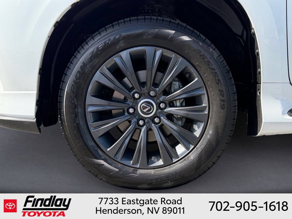 Used 2022 Lexus GX 460 Premium w/ Accessory Package AWD/4WD image 12