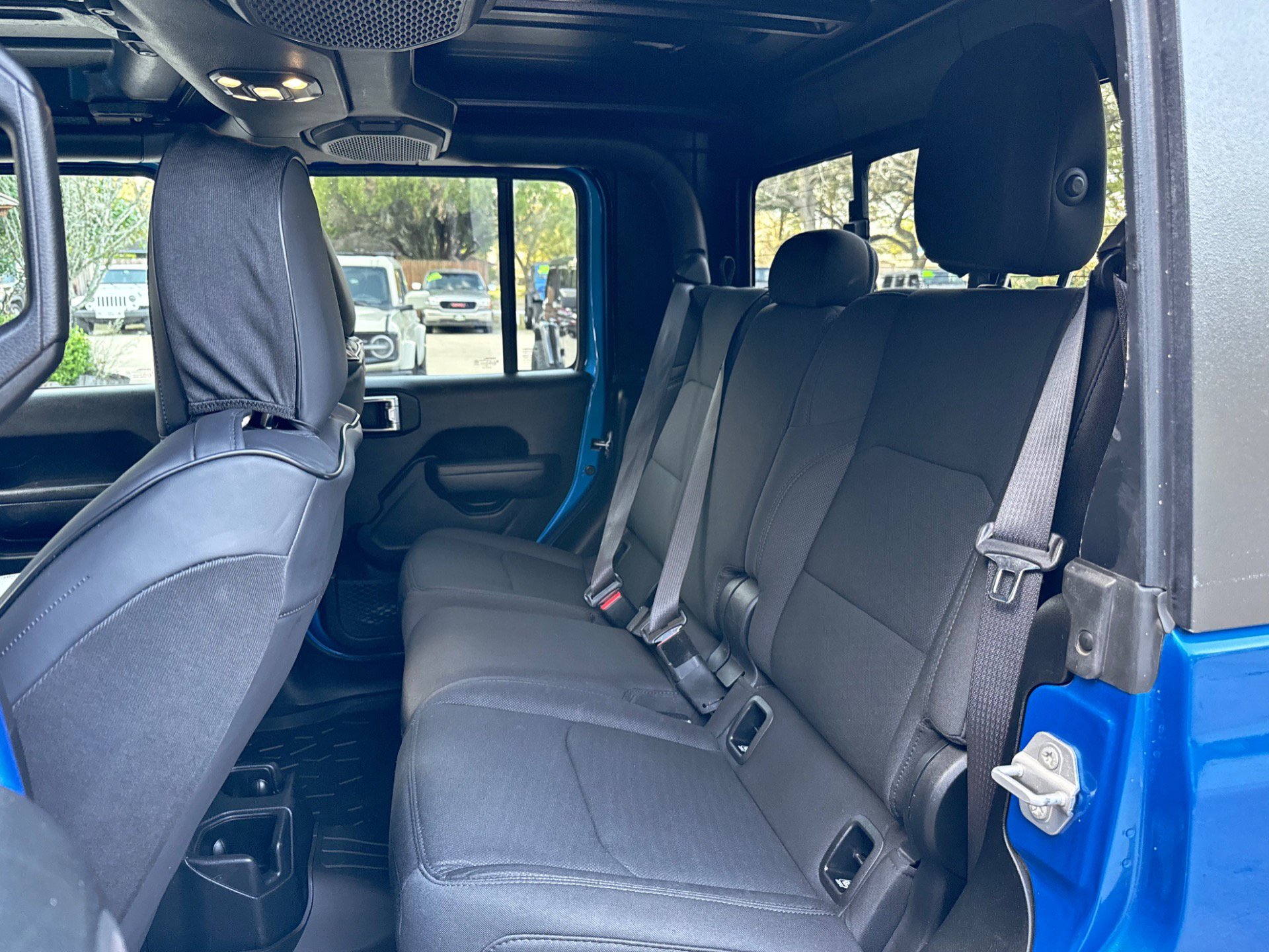 Used 2023 Jeep Gladiator Sport image 37