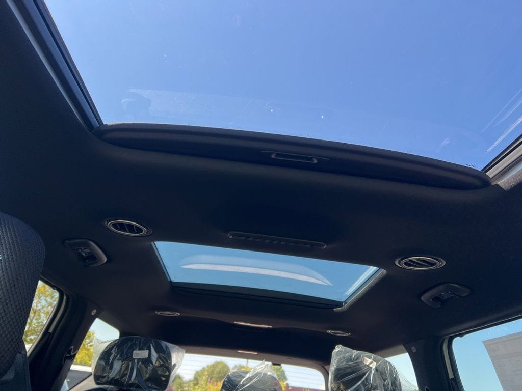 New 2026 Kia EV9 Land w/ Nightfall Edition Package AWD/4WD image 9