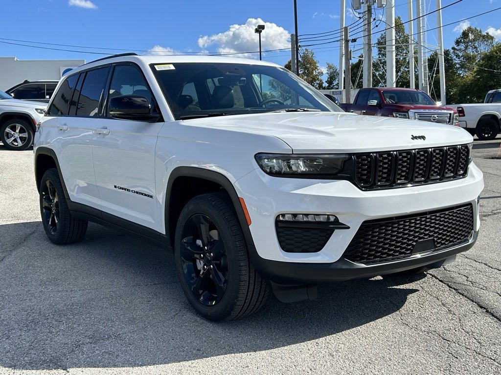 New 2025 Jeep Grand Cherokee Limited image 4