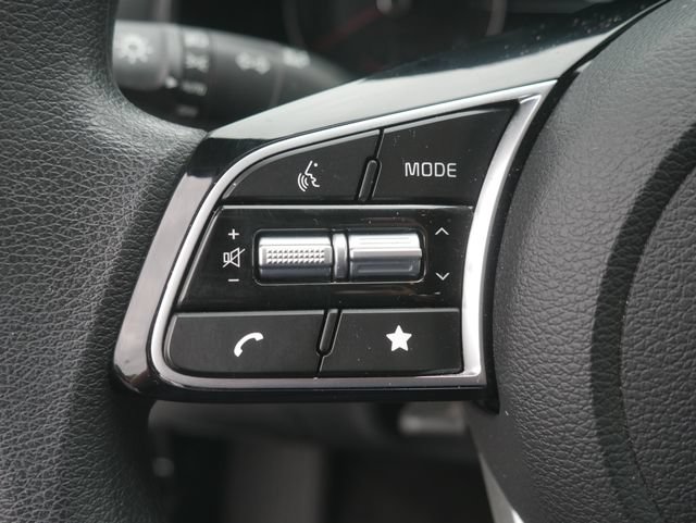 Used 2024 Kia Forte LXS FWD image 25