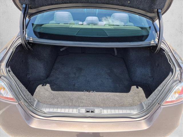 Used 2015 Nissan Altima 2.5 S w/ Special Edition Package FWD image 6