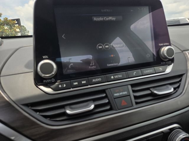 Used 2025 Nissan Altima 2.5 SV FWD image 8
