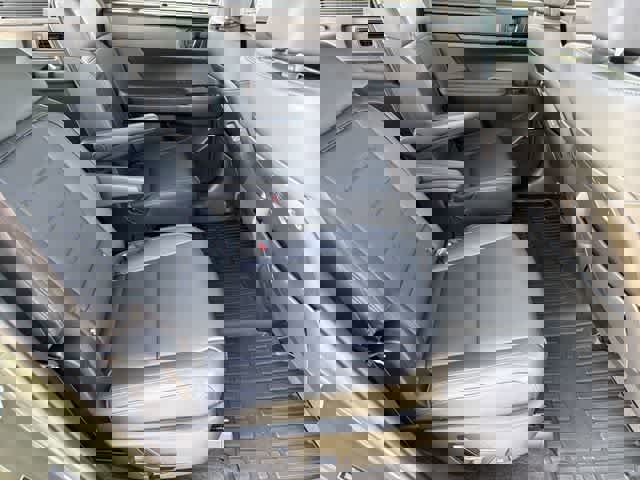 Certified 2025 Hyundai Santa Fe Calligraphy image 19