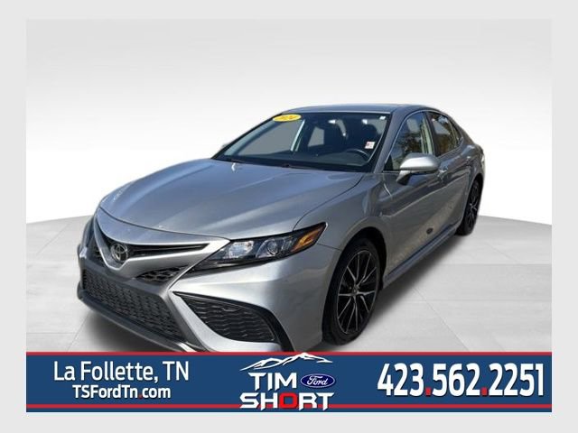 Used 2024 Toyota Camry SE video 1