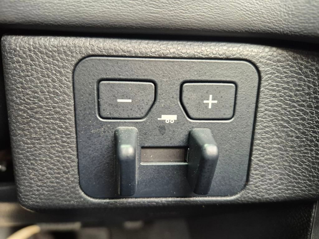 Used 2024 Toyota Tundra Platinum image 16