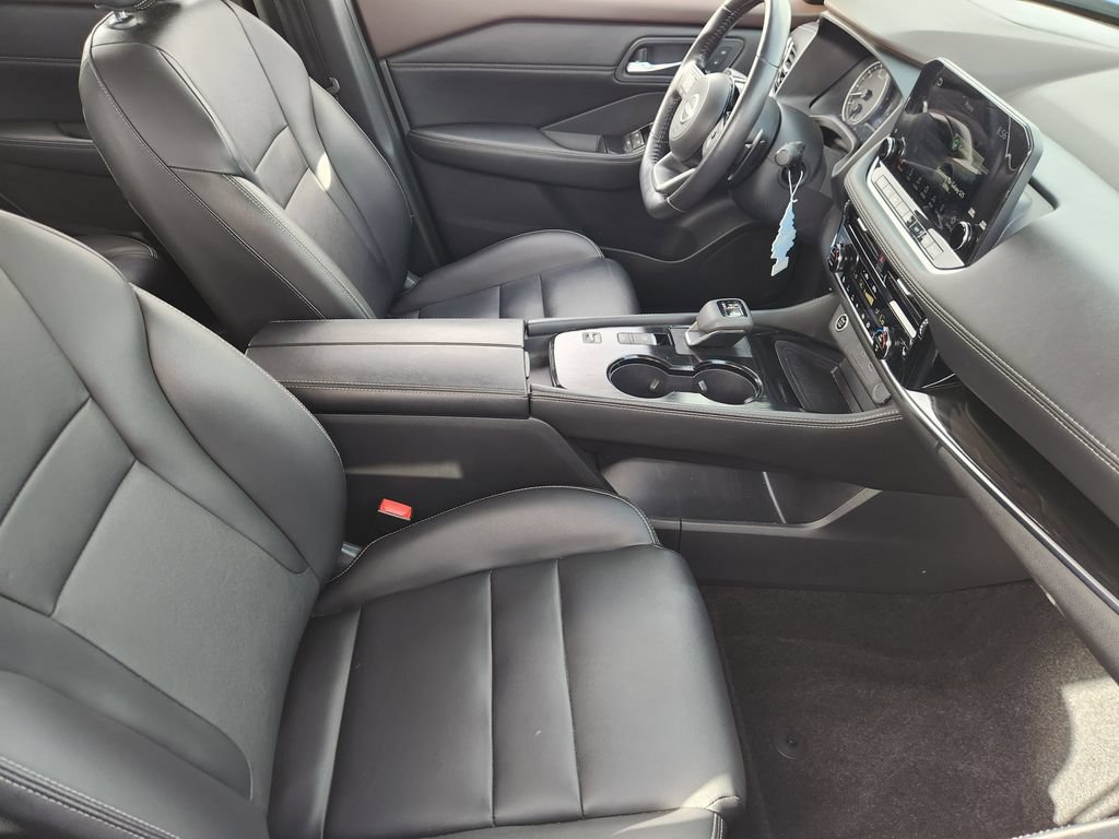 Used 2023 Nissan Rogue SL w/ SL Premium Package FWD image 10