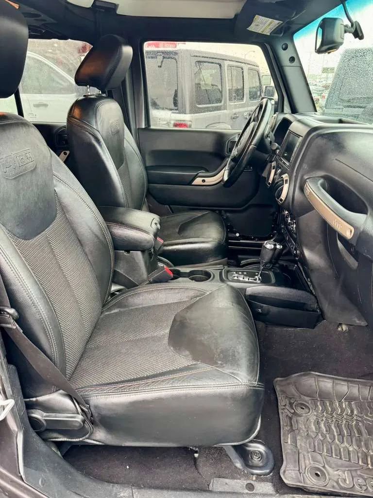 Used 2016 Jeep Wrangler Unlimited Sahara image 13