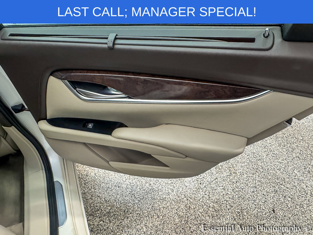 Used 2013 Cadillac XTS Premium AWD/4WD image 25