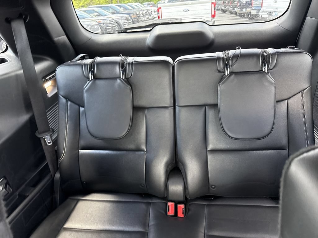 Used 2022 Ford Explorer ST w/ Equipment Group 401A AWD/4WD image 22