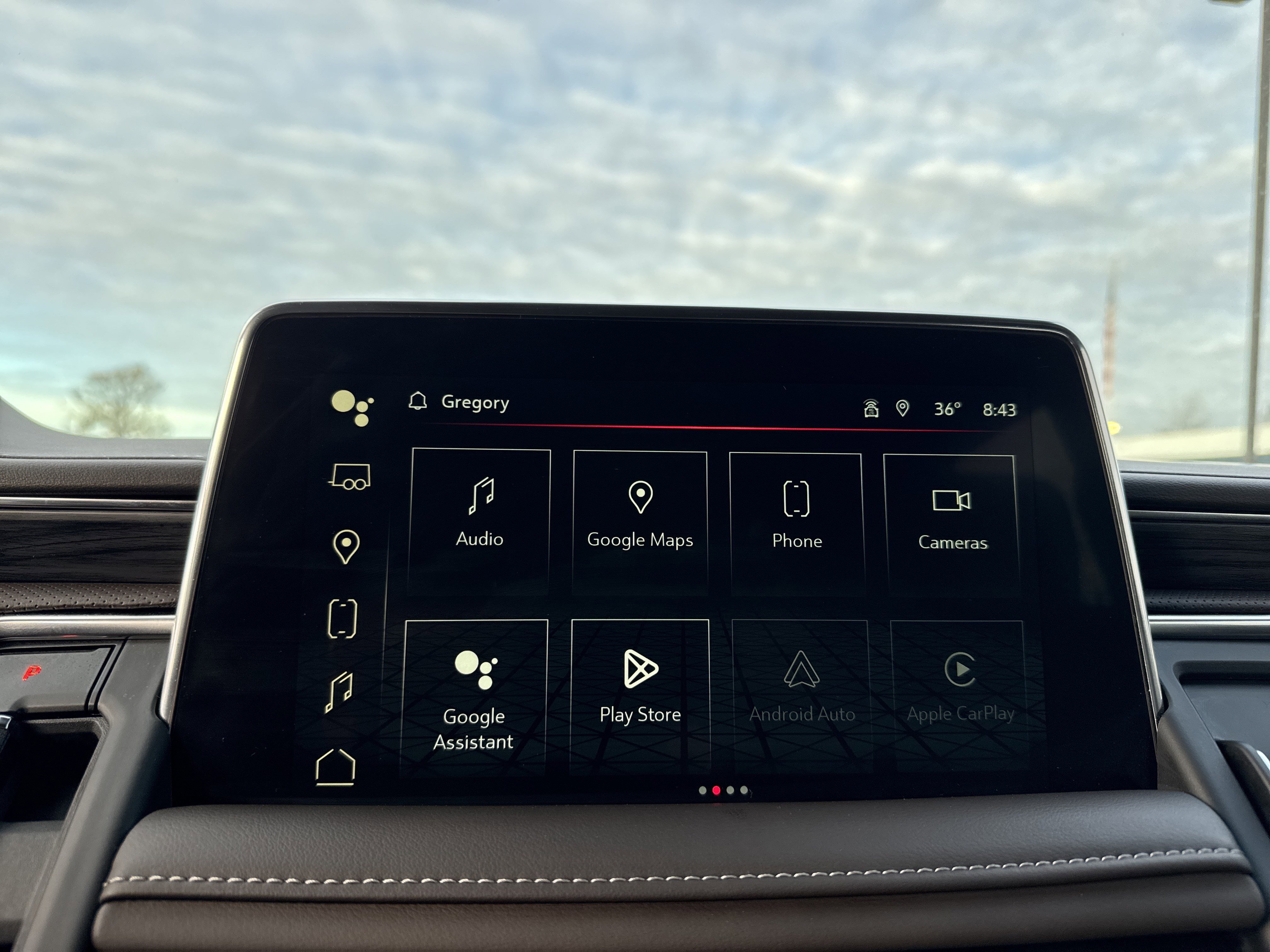 Used 2024 GMC Yukon XL SLT w/ SLT Luxury Package image 24