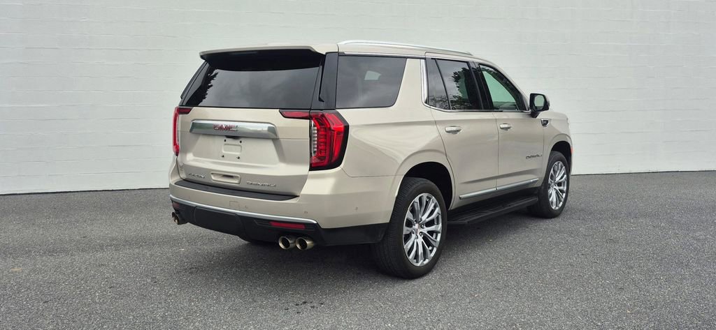 Used 2024 GMC Yukon Denali w/ Advanced Technology Package AWD/4WD image 21