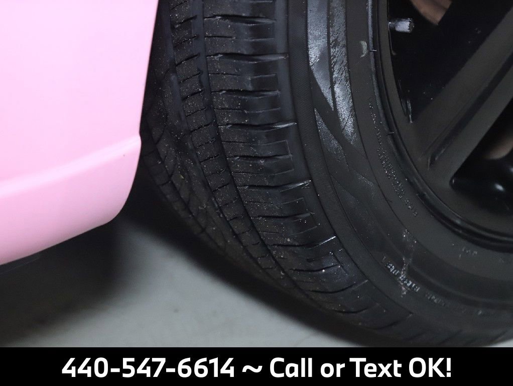 Used 2010 Chrysler Sebring Limited image 37