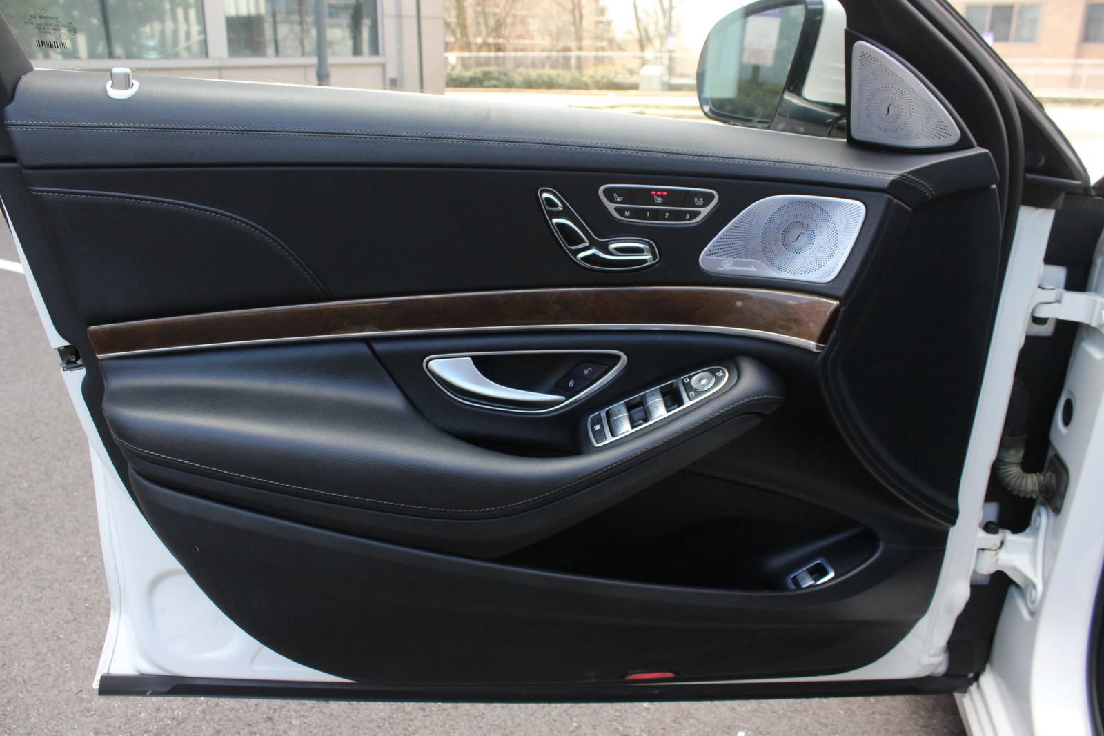 Used 2014 Mercedes-Benz S 550 Sedan image 14