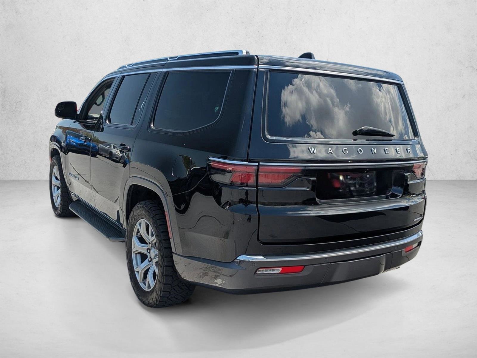 Used 2022 Jeep Wagoneer Series I w/ Premium Group I RWD image 7