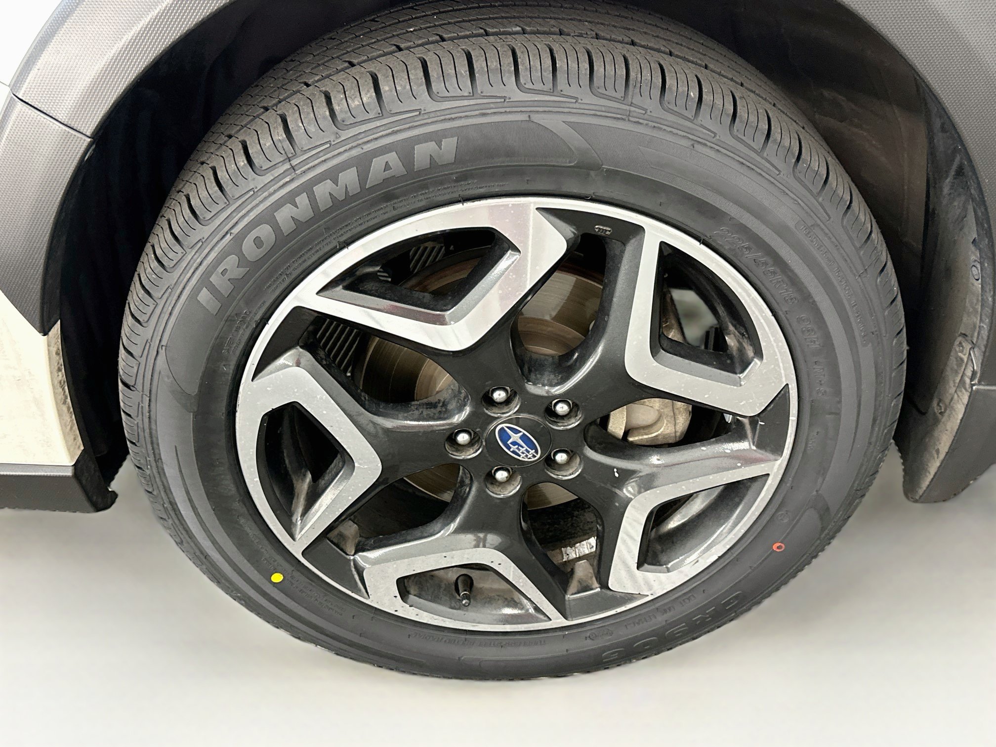 Used 2020 Subaru Crosstrek 2.0i Limited w/ Moonroof Package w/Navigation AWD/4WD image 11