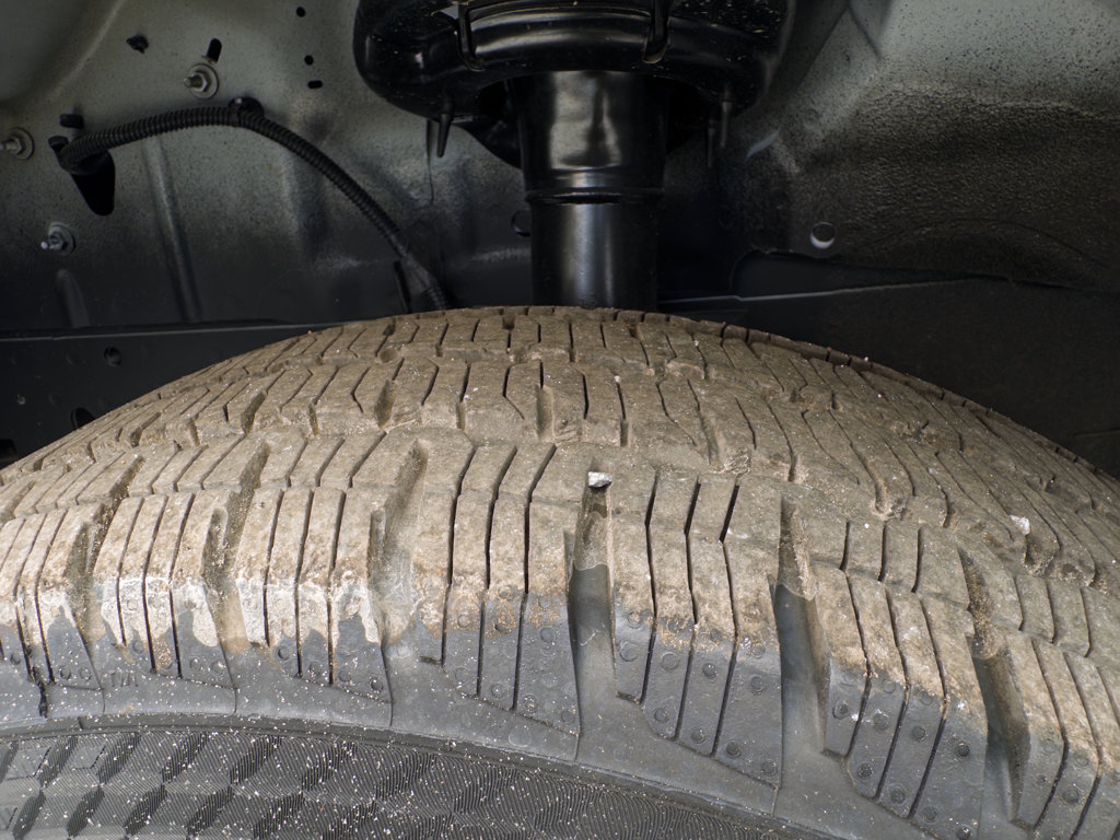 Used 2024 Ford E-Transit Low Roof RWD image 28