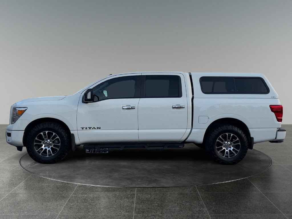 Used 2021 Nissan Titan SV w/ SV Convenience Package RWD image 6