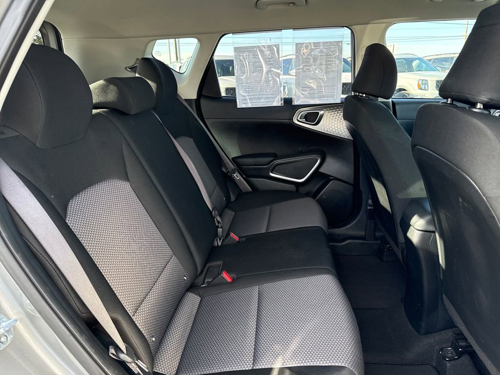 Certified 2023 Kia Soul LX w/ LX Technology Package image 17