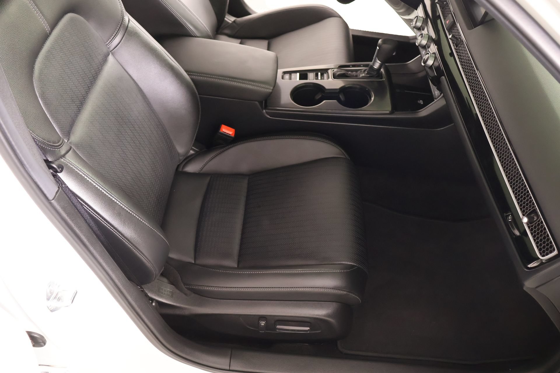 Used 2026 Honda Civic Sport Touring image 13