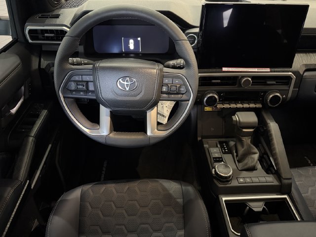 New 2026 Toyota 4Runner Platinum AWD/4WD image 9