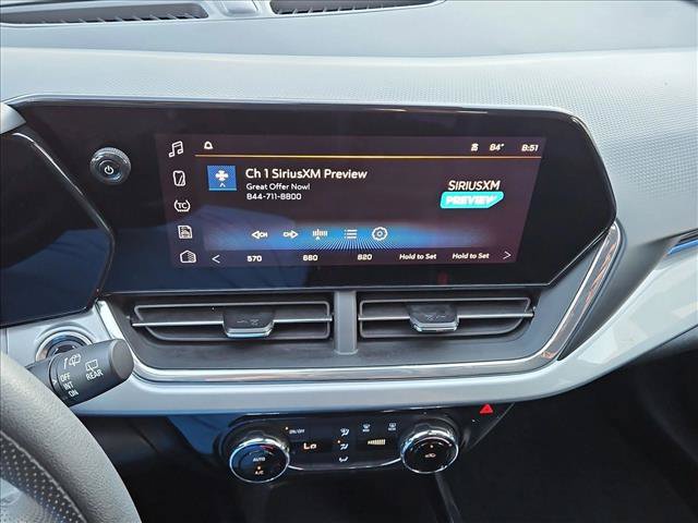 Used 2025 Chevrolet Trax LT FWD image 14