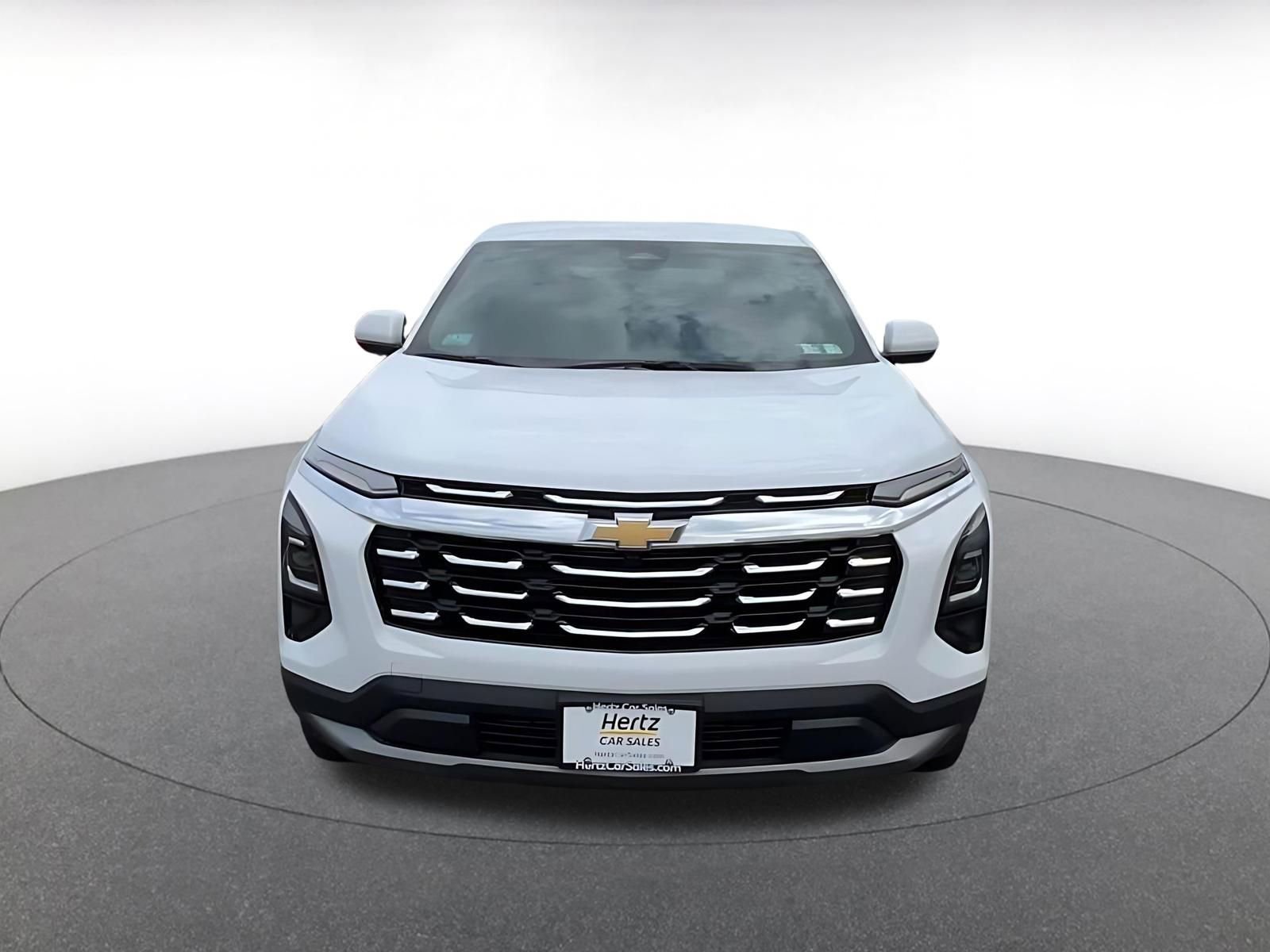 Used 2025 Chevrolet Equinox LT FWD image 4