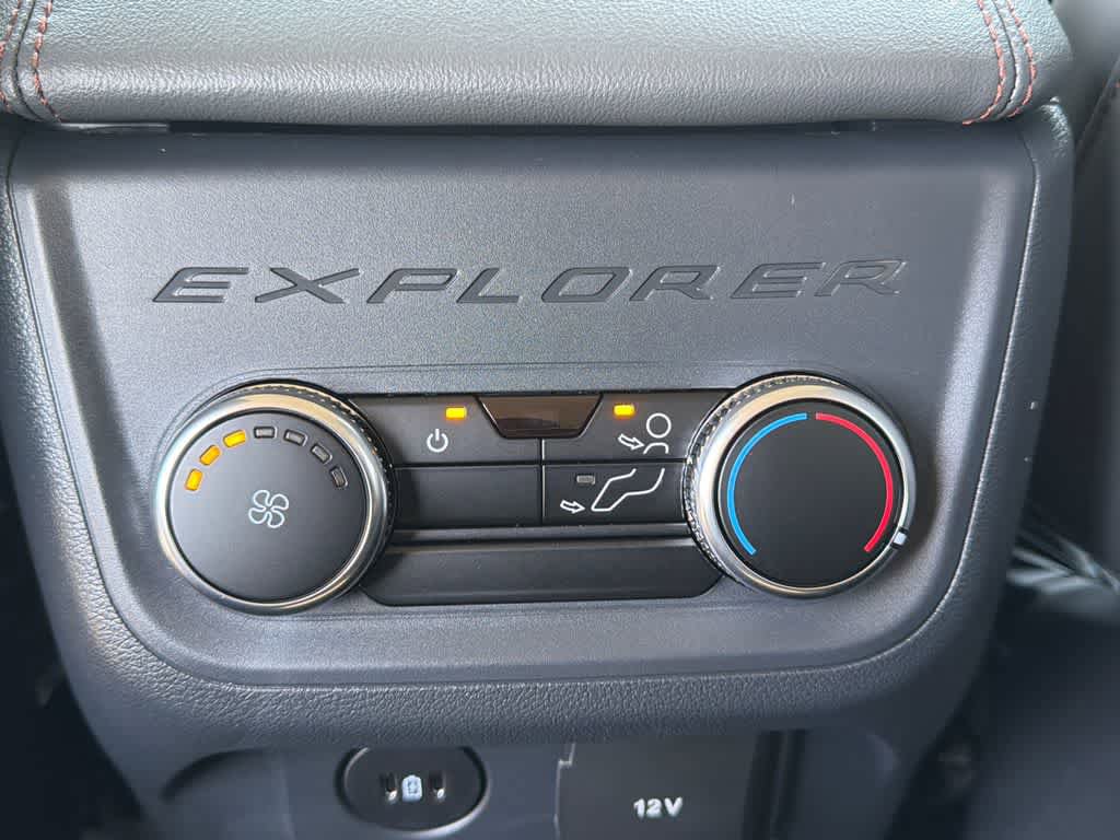 New 2026 Ford Explorer Active w/ Active Comfort Package image 20