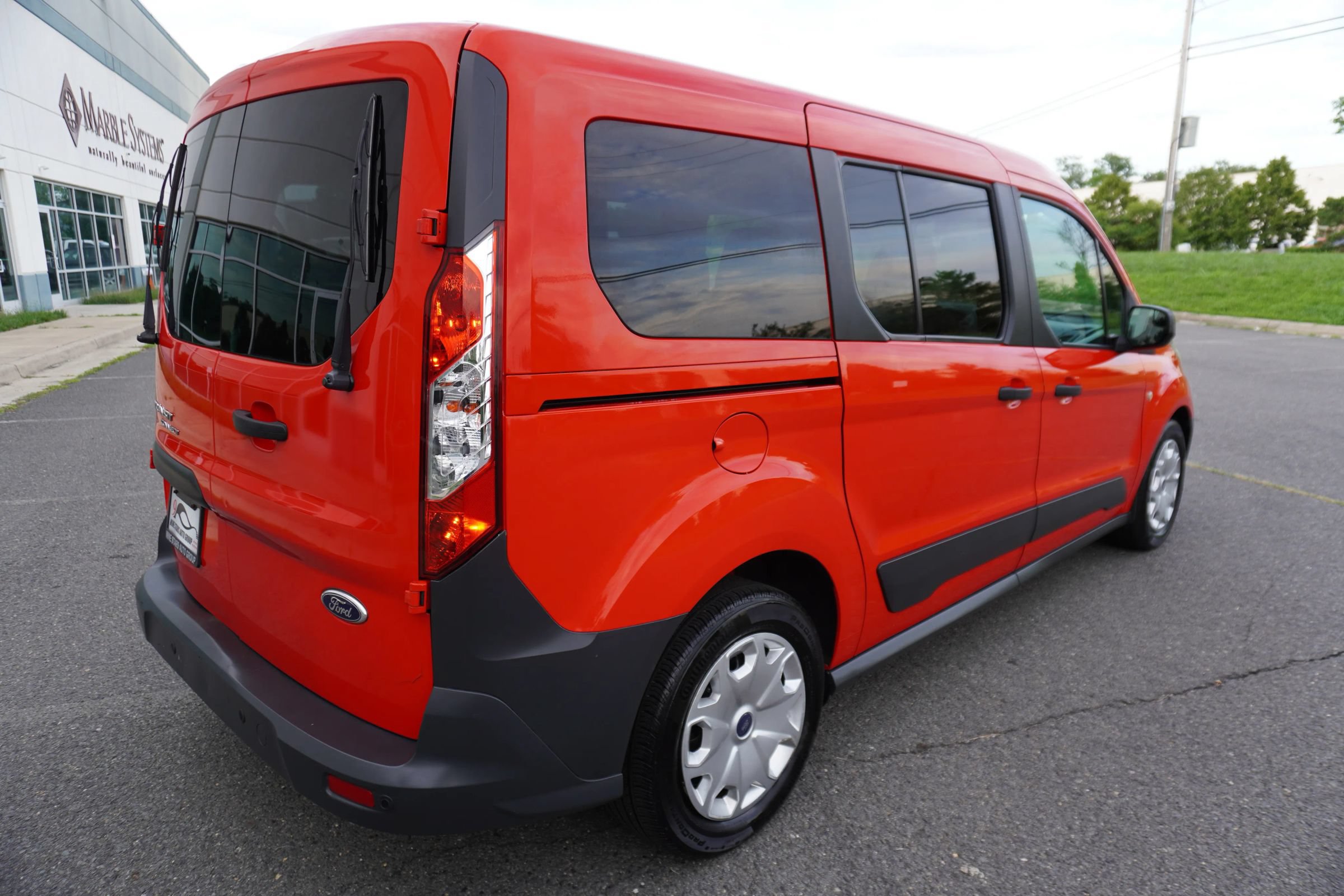 Used 2015 Ford Transit Connect XL FWD image 7