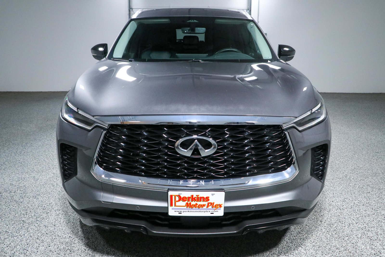 Used 2023 INFINITI QX60 Luxe w/ Cargo Package AWD/4WD image 4