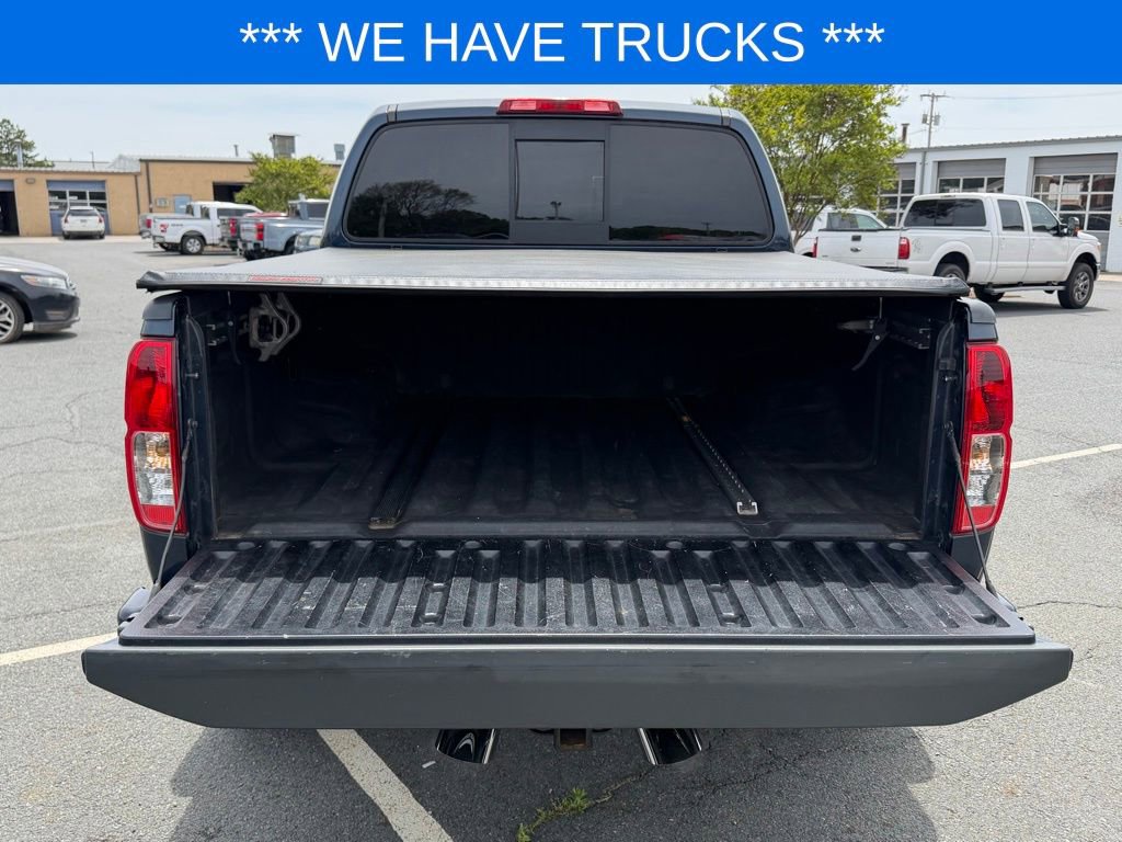 Used 2020 Nissan Frontier SV image 5
