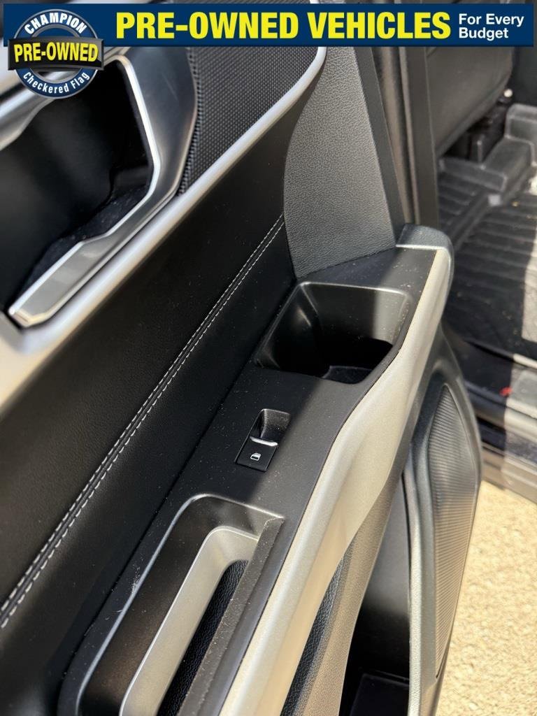 Used 2021 Ford Explorer XLT w/ Equipment Group 202A image 16