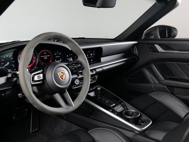 Certified 2024 Porsche 911 Targa 4 GTS AWD/4WD image 4