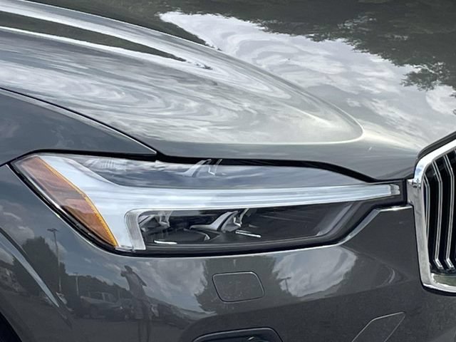 Used 2022 Volvo XC60 B5 Inscription w/ Advanced Package AWD/4WD image 4