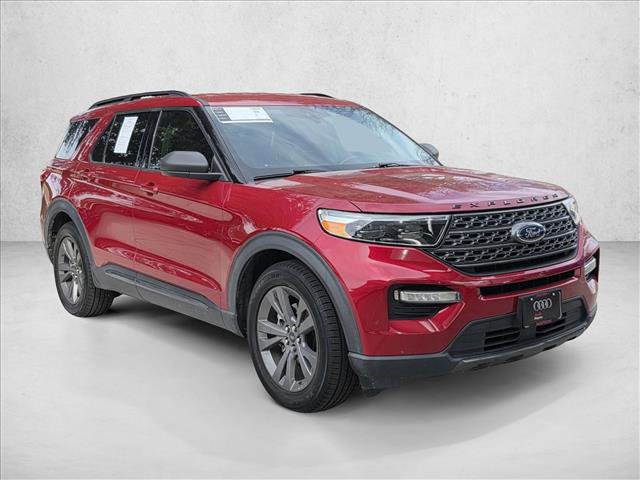 Used 2021 Ford Explorer XLT w/ Equipment Group 202A image 3