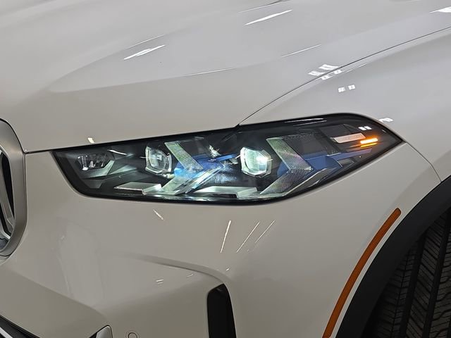 Certified 2024 BMW X5 xDrive40i w/ Premium Package image 28