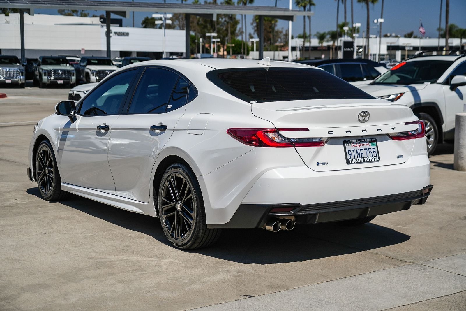 Certified 2025 Toyota Camry SE FWD image 8