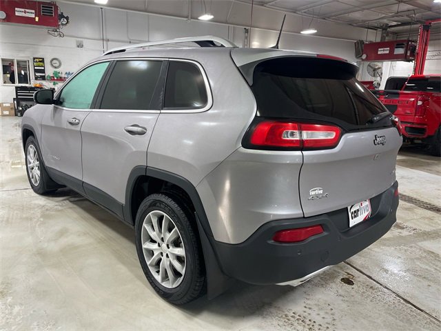 Used 2018 Jeep Cherokee Limited image 6
