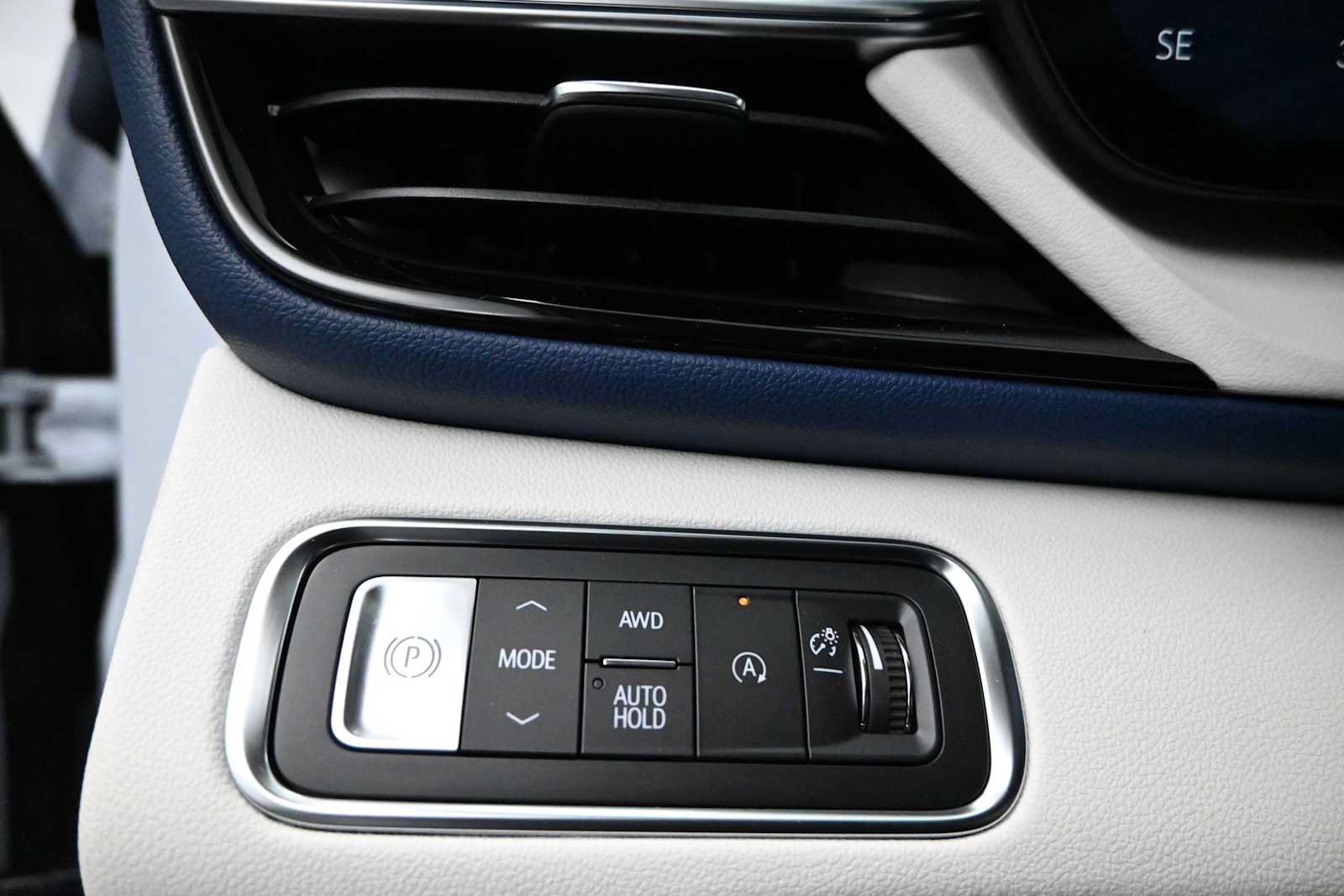 New 2026 Buick Enclave Avenir w/ Super Cruise Package AWD/4WD image 21