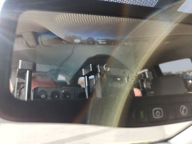 Used 2010 Chevrolet Traverse LT FWD image 15