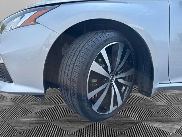 Used 2020 Nissan Altima 2.5 SR w/ Premium Package AWD/4WD image 28