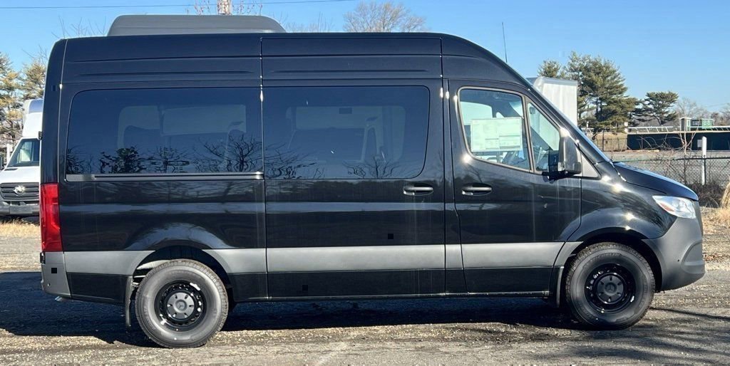 New 2025 Mercedes-Benz Sprinter 2500 image 3