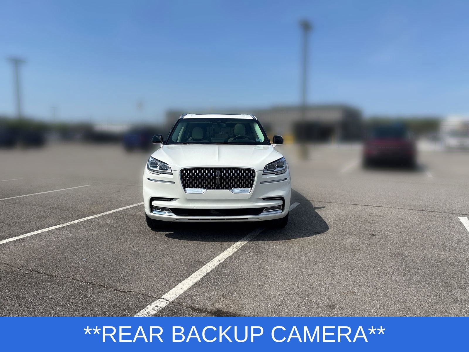 Certified 2024 Lincoln Aviator Black Label w/ Class IV Trailer Tow Package AWD/4WD image 9