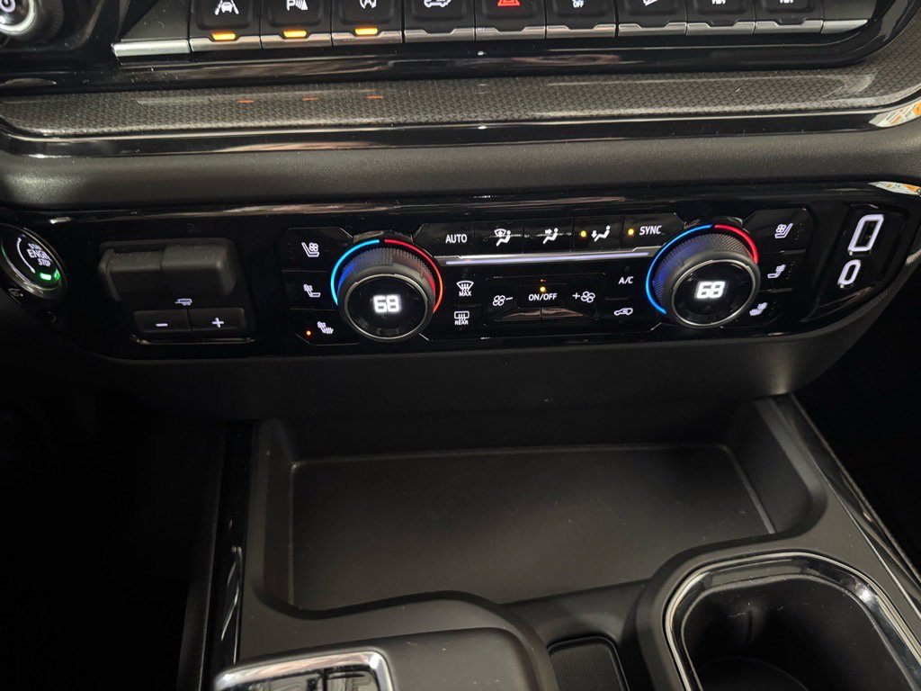Used 2024 Chevrolet Silverado 1500 ZR2 w/ Technology Package image 21