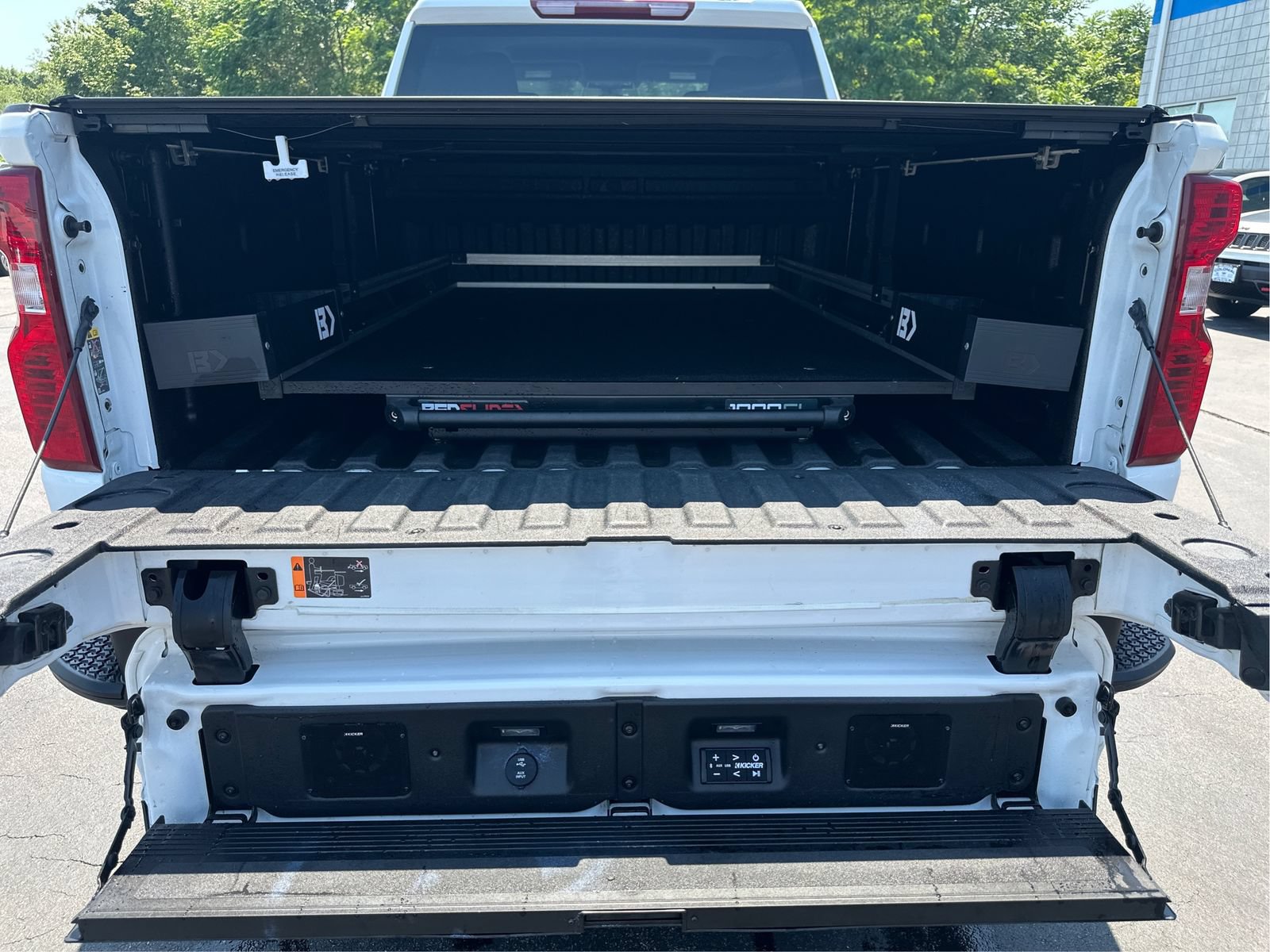 Used 2023 Chevrolet Silverado 2500 Custom w/ Custom Value Package AWD/4WD image 12