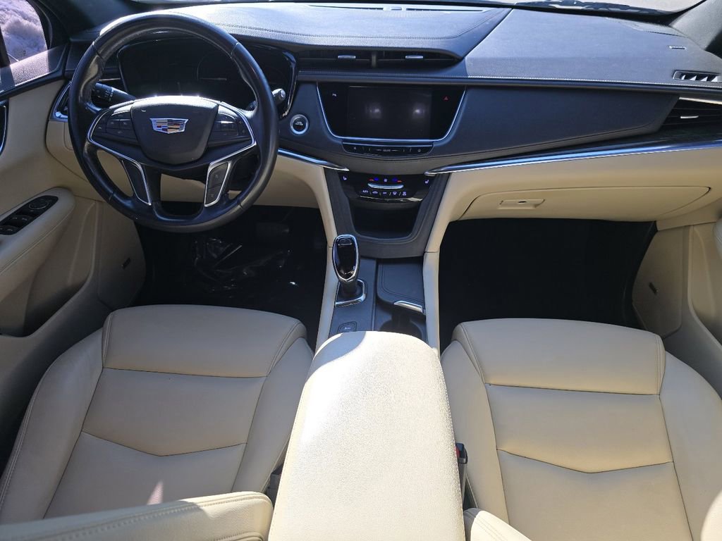 Used 2018 Cadillac XT5 AWD image 19