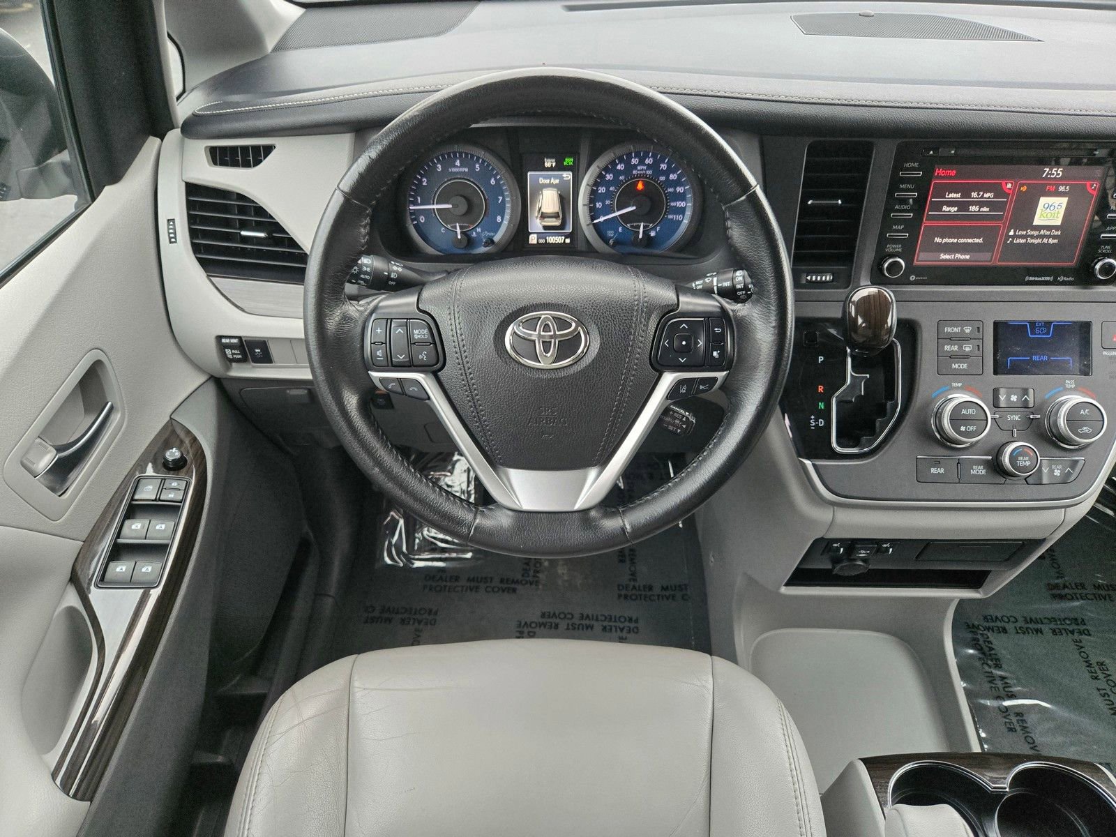Certified 2020 Toyota Sienna XLE FWD image 11