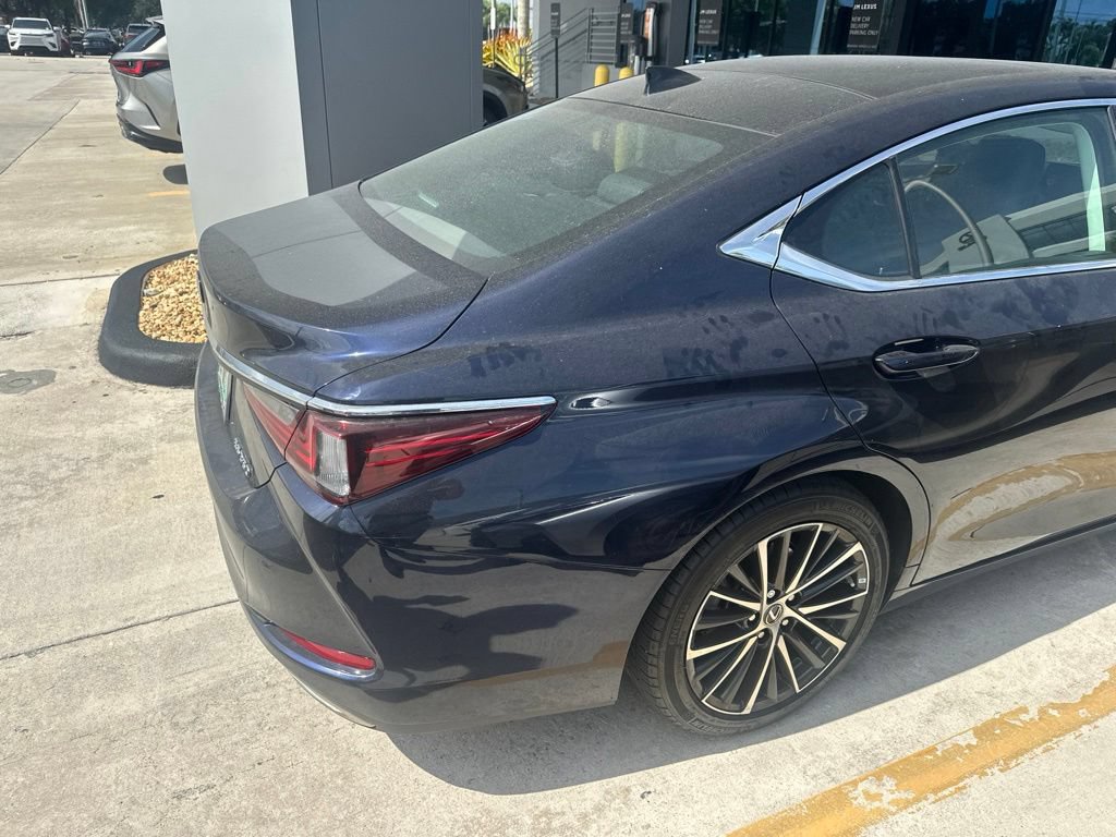 Certified 2022 Lexus ES 350 w/ Premium Package FWD image 10